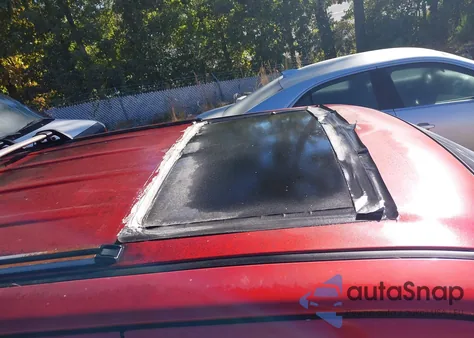 2001 Ford Escape Xlt из США, поврежденный, VIN 1FMYU04181KC63882